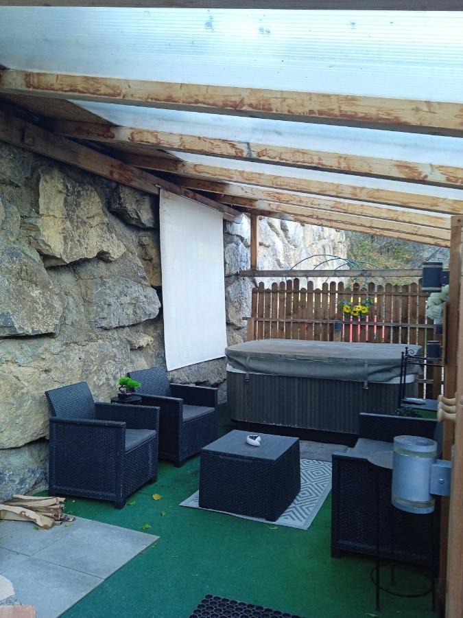 Le Love Chalet Des Alpes Ґієстр Екстер'єр фото