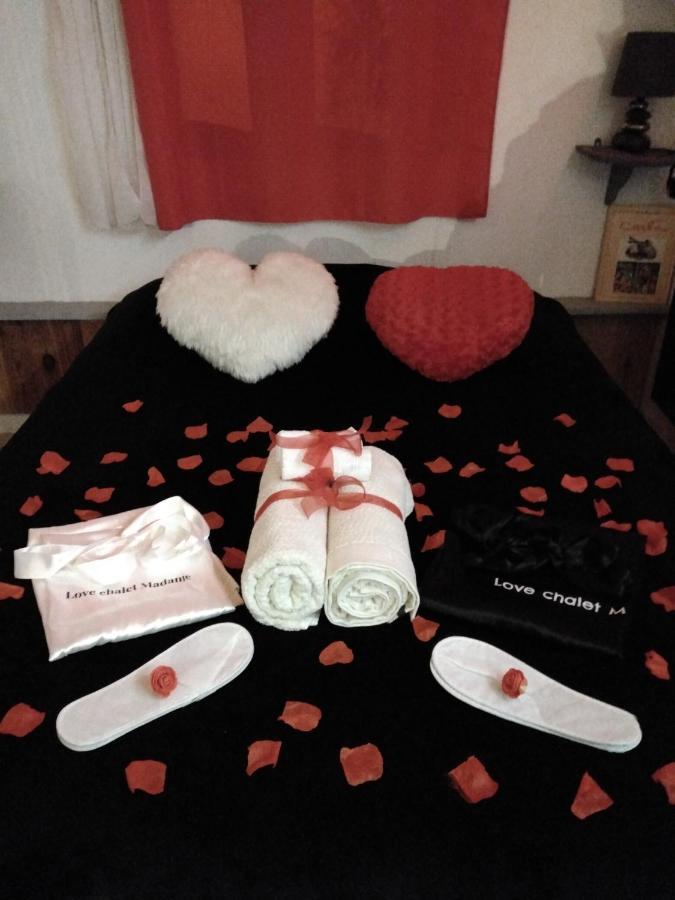 Le Love Chalet Des Alpes Ґієстр Екстер'єр фото